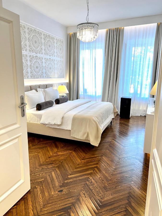 ורשה Mondrian Luxury Suites Unesco Old Town מראה חיצוני תמונה